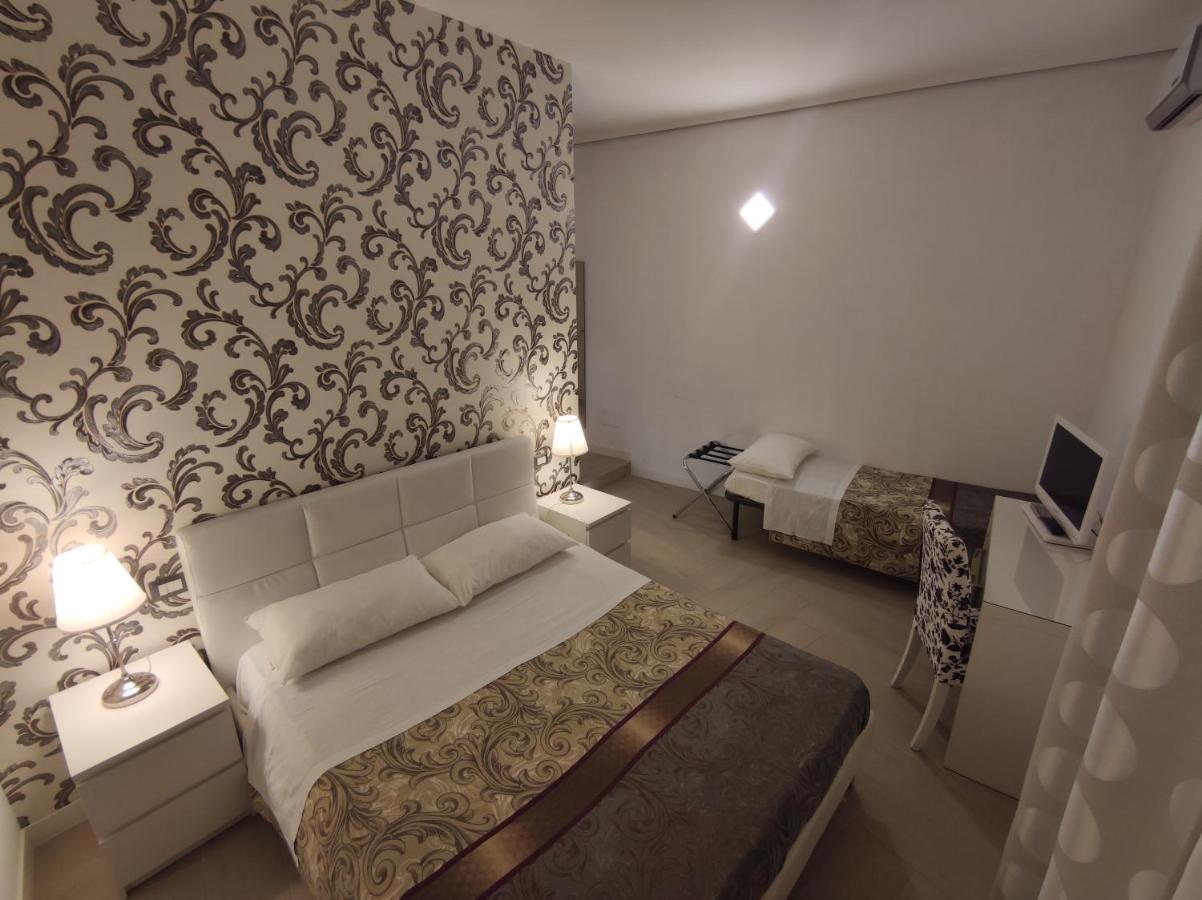 Sami Luxury Rooms 3 8 0 7 9 4 9 2 5 3 시라쿠사 외부 사진