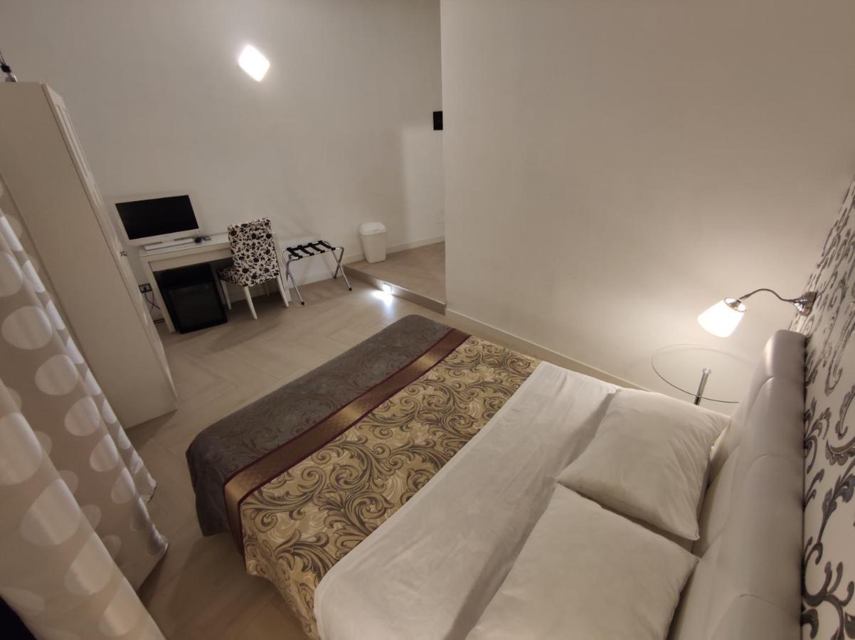 Sami Luxury Rooms 3 8 0 7 9 4 9 2 5 3 시라쿠사 외부 사진