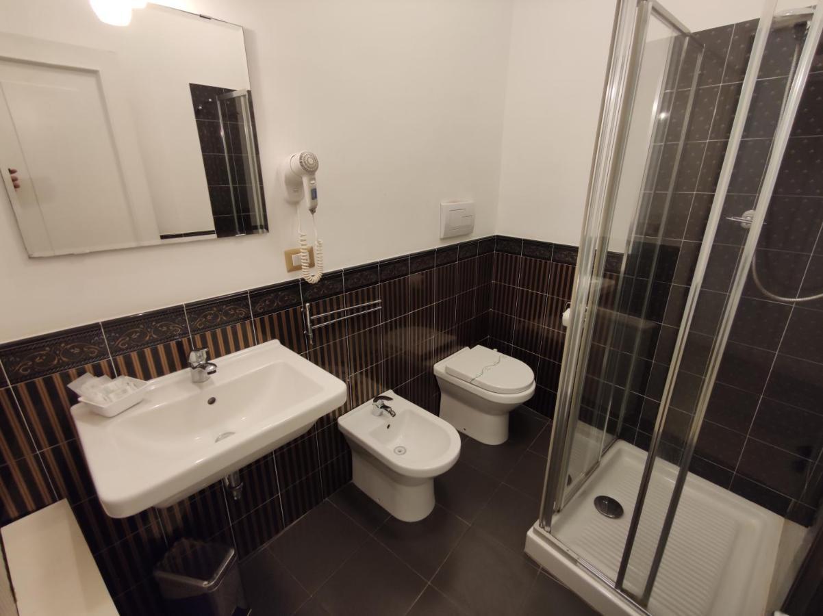 Sami Luxury Rooms 3 8 0 7 9 4 9 2 5 3 시라쿠사 외부 사진
