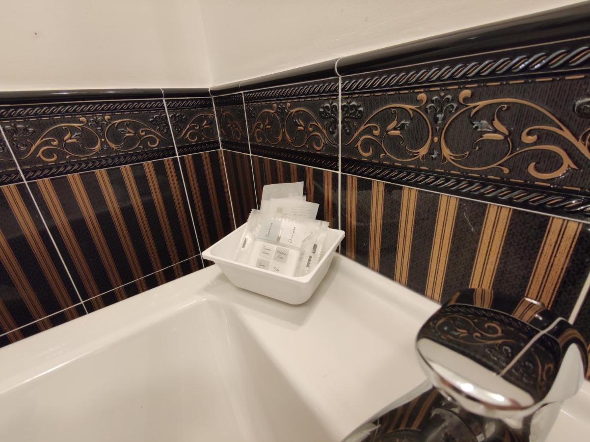 Sami Luxury Rooms 3 8 0 7 9 4 9 2 5 3 시라쿠사 외부 사진